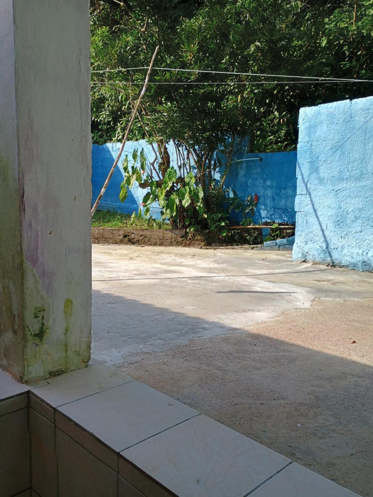 Renovo Beija-Flor Hostel E Espaco Terapeutico Бертиога Екстериор снимка