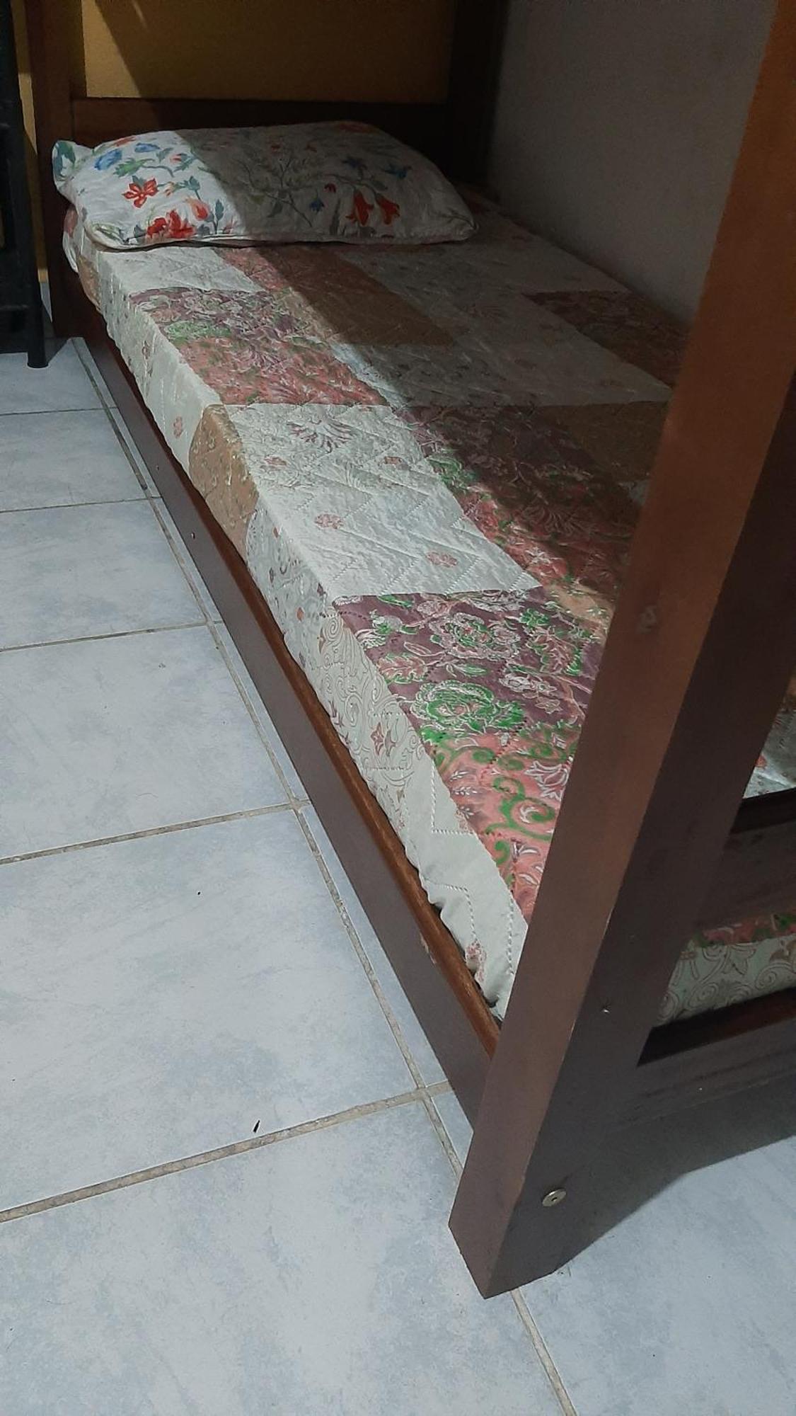 Renovo Beija-Flor Hostel E Espaco Terapeutico Бертиога Екстериор снимка